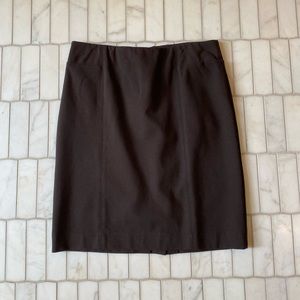 Women’s brown pencil J. Jill skirt!